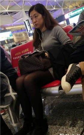 4k超清，诱人的黑丝熟女姐姐