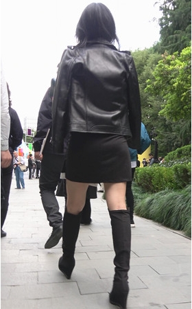 黑色包臀裙气质美女