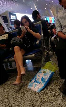 超薄肉丝美腿粉色高跟少妇