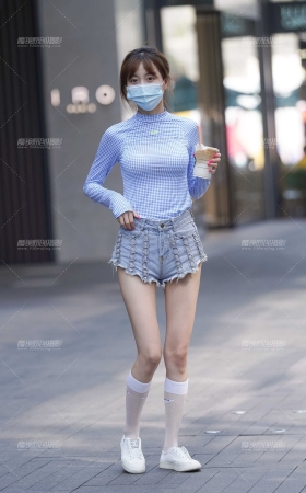钟爱的热裤女孩 [31P]