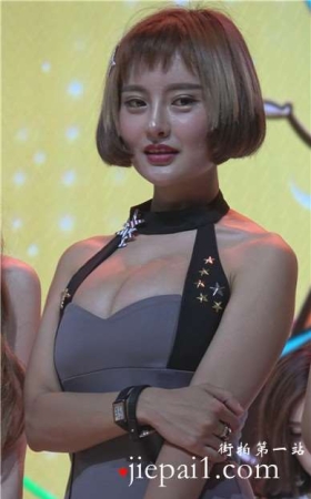 4k-舞台上超级丰满的包臀短裙showgirl