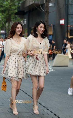 漂亮姐妹花 惹人喜爱 [20P]