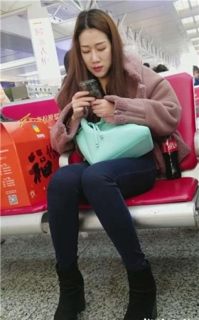 4k-紧身蓝牛娇小身材小清新美女