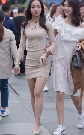 （套图）娇小的连体裙美女(72P)