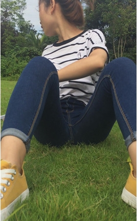 牛仔小妹
