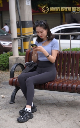 魂魂街拍作品 - 听说