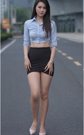 高挑的黑色包臀裙美女(388P)