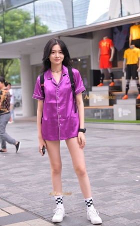 活力紫衣少女 [23P]