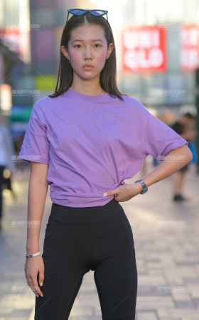 海外留学美女 [18P]