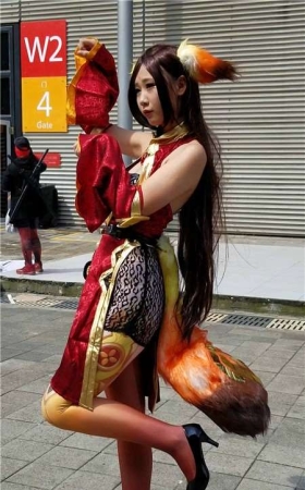 4k-酒红色丝袜甜美可爱cosplay的二次元美少女