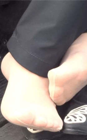 晾脚