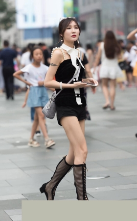 墨镜美女3A2978[1.12G]