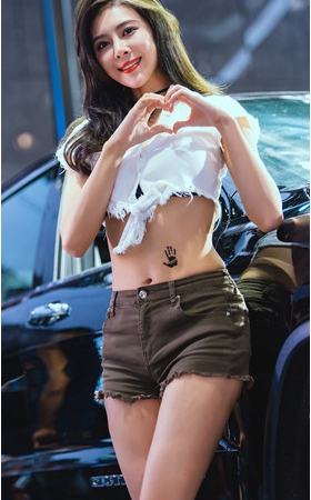漂亮的车模小姐姐(64P)