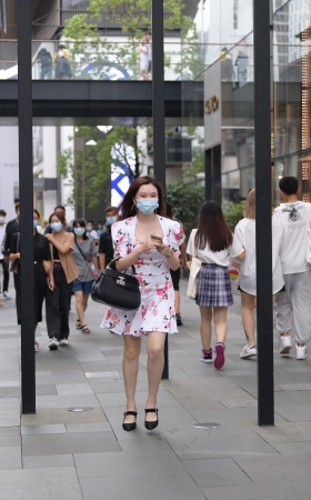 这妞好，太诱人了