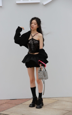 萌萌哒女生～