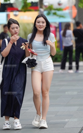 热裤美腿 [13P]