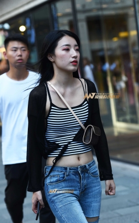 逛街牛仔妹 [16P]