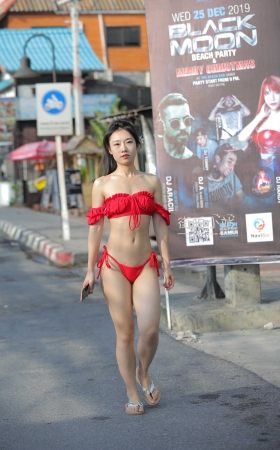 [凯恩专区] 苏梅岛之红<font color=red> [10P]</font>