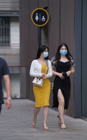 魅力姐妹花