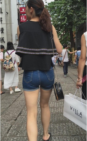圆润少妇