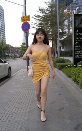 黄色短裙妹子 【套图+视频】<font color=red> [10P]</font>