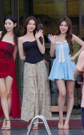 巧笑倩兮 美目盼兮 [24P]