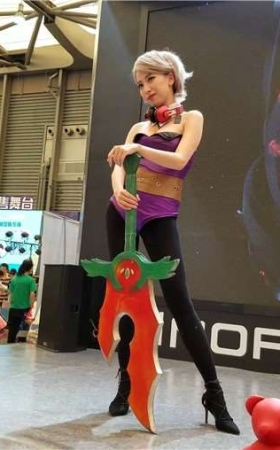 4k-舞台上的二次元少女玩cosplay