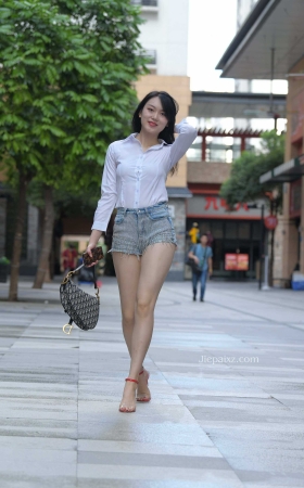 红石摄影作品●久别新遇热牛美女 【套图+视频】<font color=red> [10P]</font>