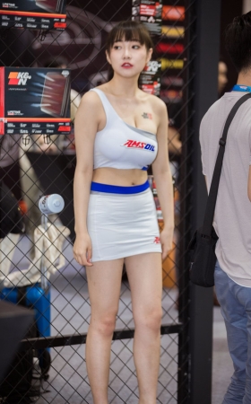纹身模特