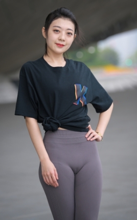 美丽的紫色紧身