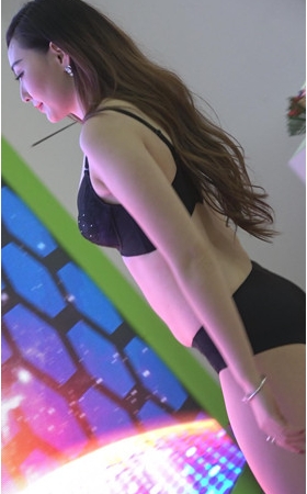 性感黑色美女