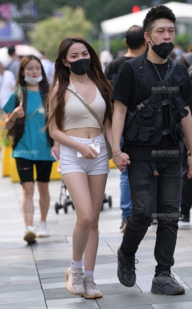 白热裤美腿女友 [15P]