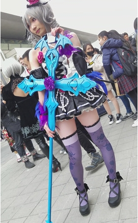 紫色高筒袜cosplay美眉