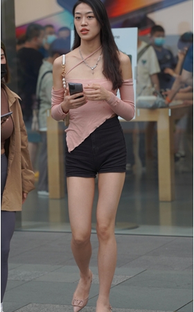 高挑的热裤小姐姐(132P)