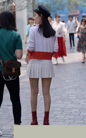 长腿气质美女3A664[553M]