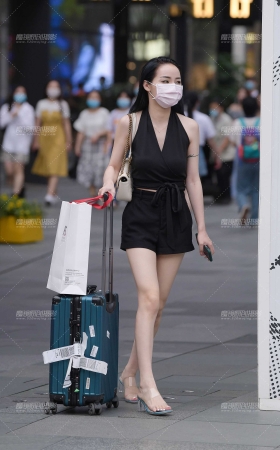 美腿小姐姐 [14P]