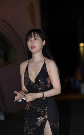 复古黑色长裙 [140P-3.32GB]