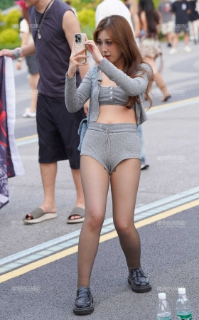 黑丝邻家妹妹 [23P]
