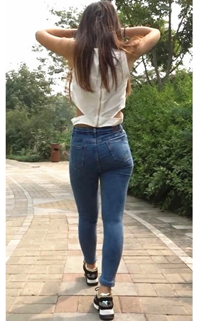 模拍牛仔妹子
