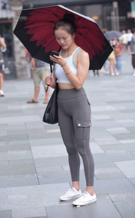 等闺蜜的小姐姐 [18P]