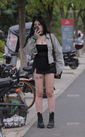 超短热裤大YY小姐姐 [19P]