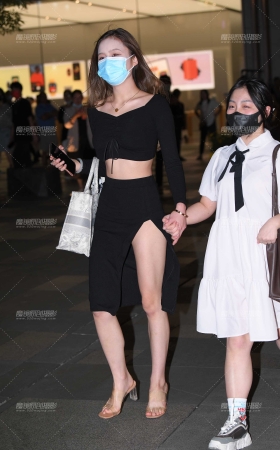 性感开衩裙 [15P]