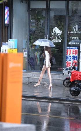 包臀裙大长腿