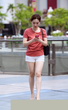 白皙的高跟大长腿美女3A3192[105M]