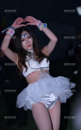 蓬蓬裙大美腿 [16P]