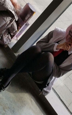 小清新cosplay街拍黑丝美少女