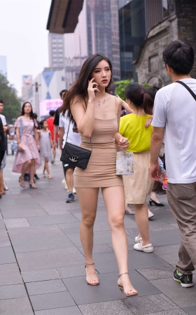 魂魂街拍作品 - 一见如故，一拍入魂