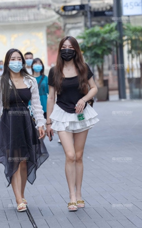 美腿小姐姐 [21P]
