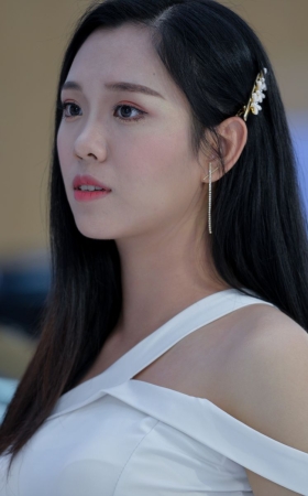 长发车模