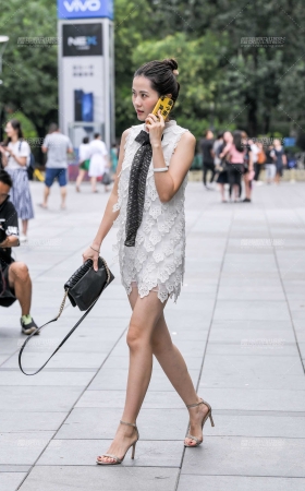 白裙高跟鞋美女 [12P]